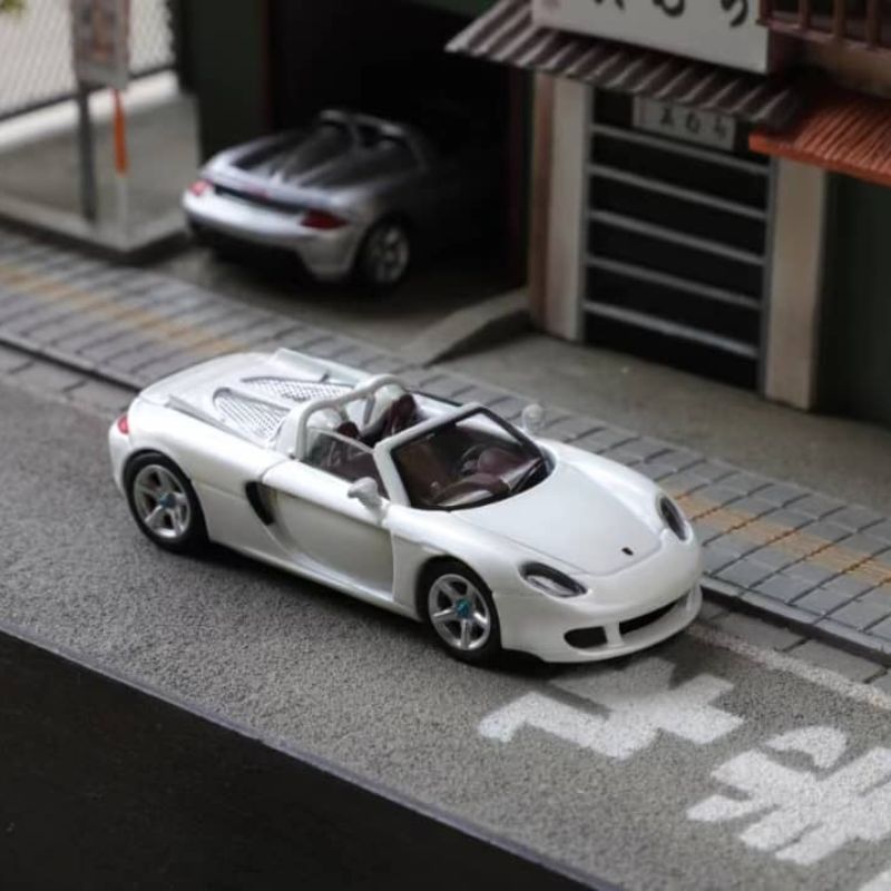Funny Model Porsche Carrera GT White