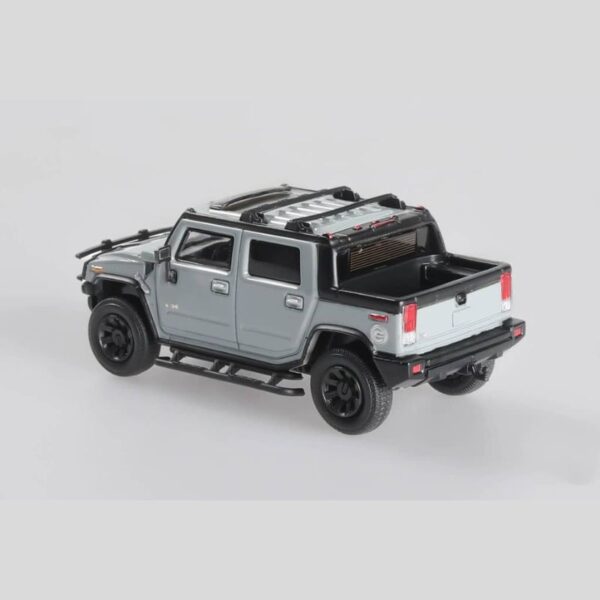 Lulu Model 2008 Hummer H2 Grey